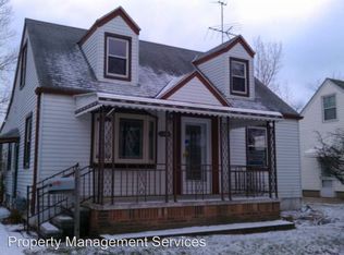 15354 Semrau Ave, Eastpointe, MI 48021
