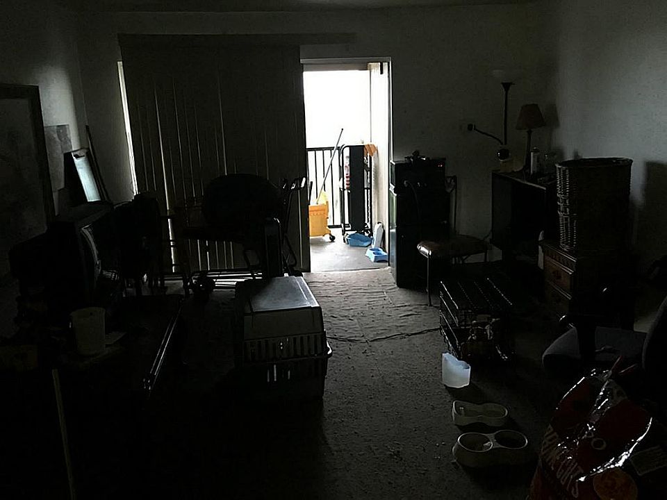1st image of 212 Plaza Verde Dr APT F34