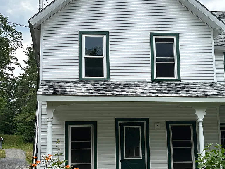 29 Station St #2 — Photo 1