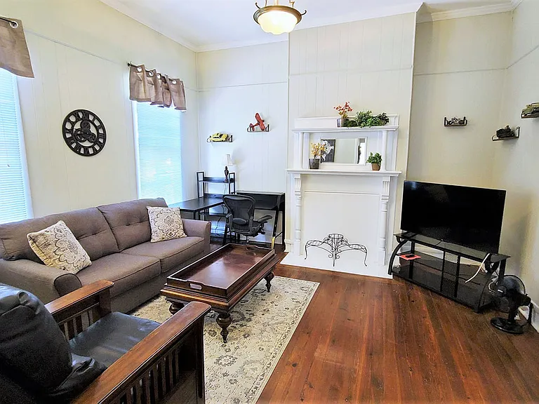 116 N Lewis St — Photo 6