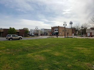 1035 Main St, Union Grove, WI 53182