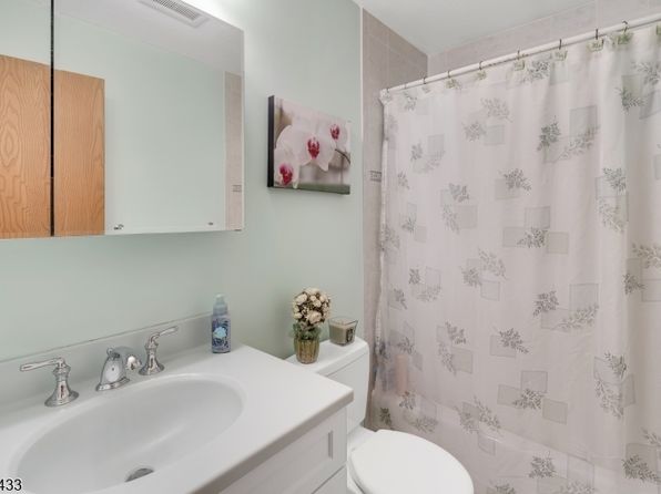 185 E Main St, Prospect Park Boro, NJ 07508