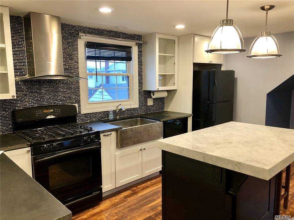 1st image of 176 Roosevelt Ave #2