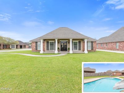 8921 Oak Creek Ln, Abbeville, LA, 70510