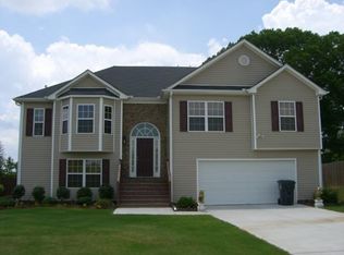 2325 Garrett Hill Ct, Dacula, GA 30019