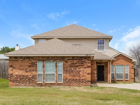 2407 Creekwood St, Corinth, TX 76210