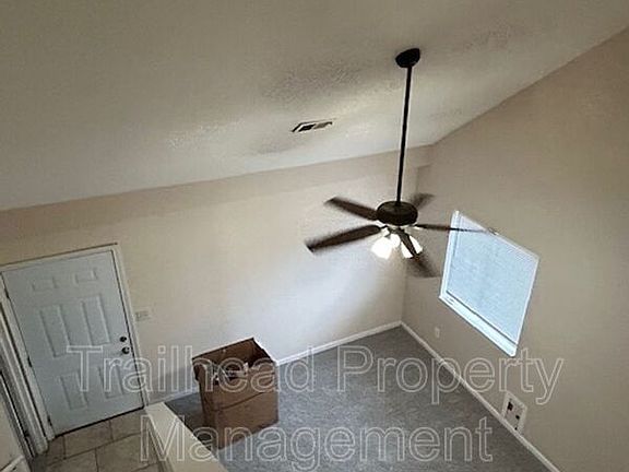 4th image of 3712 E 9th St