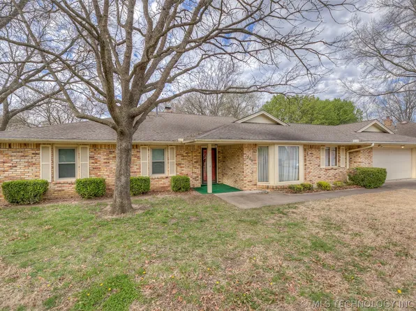 1509 Cherokee Hills Dr, Bartlesville, OK 74006