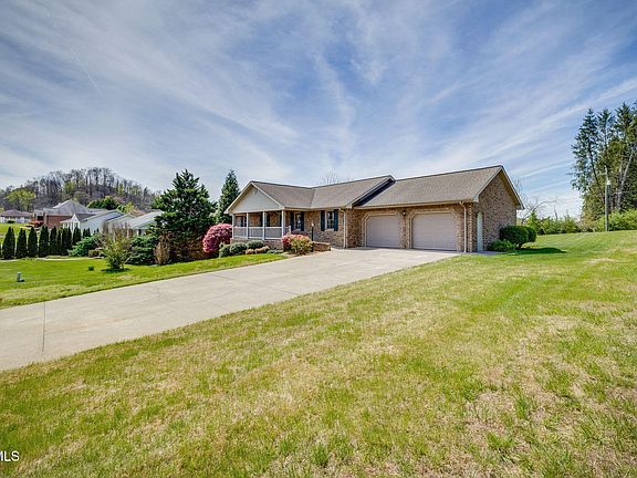 2nd image of 112 Riverchase Dr