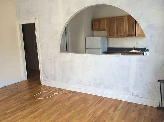 Rented by Bohemia Realty Group | media 10