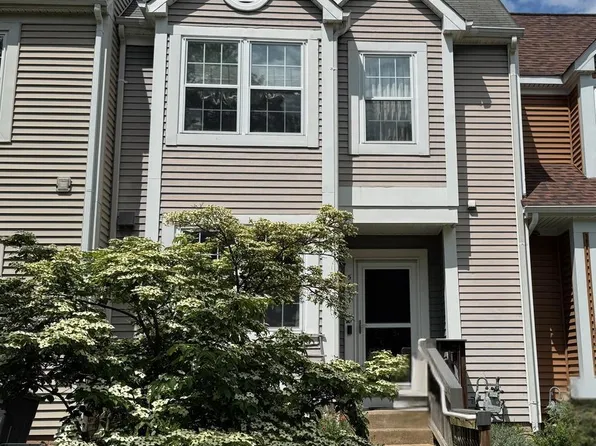 5653 Thorndyke Ct, Centreville, VA 20120