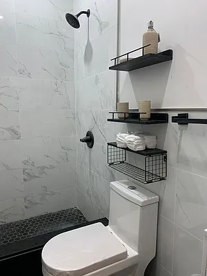 Rented by Apple Realty Group Corp | media 19