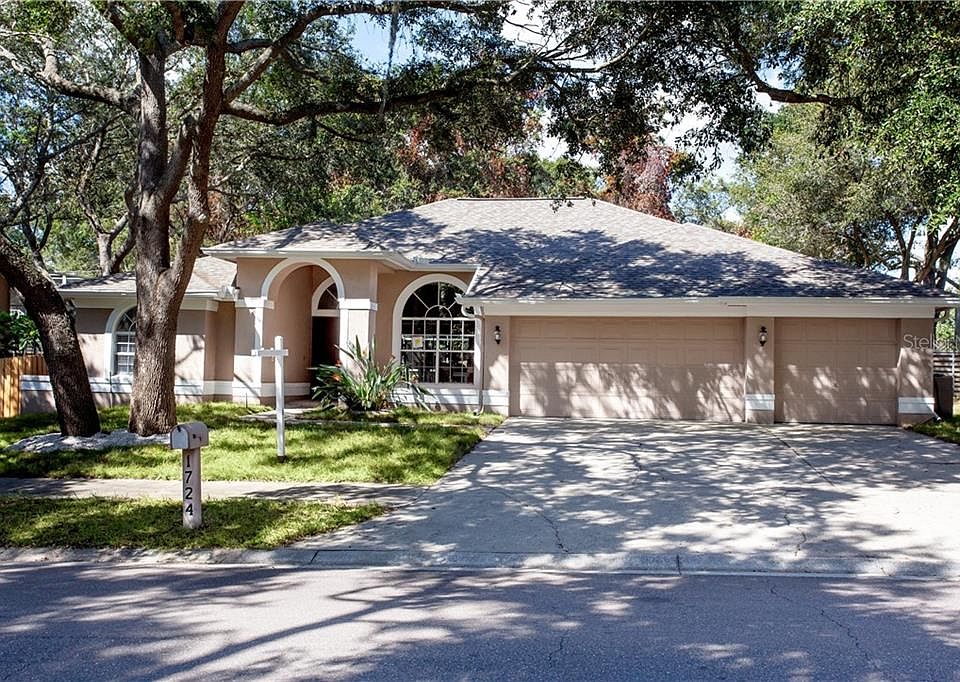 1st image of 1724 La Forest Ave