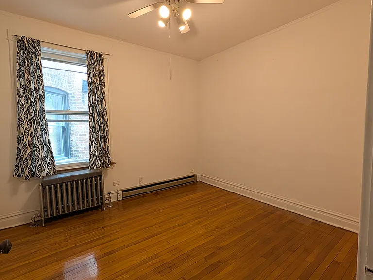 1304 W Elmdale Ave #1 — Photo 6