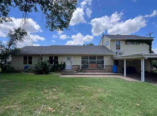 1409 Country Club Dr, Perry, OK 73077