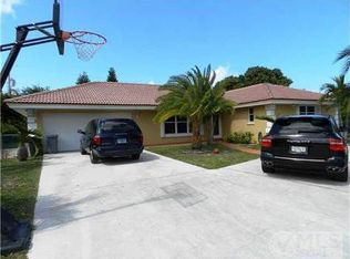 1423 Alpha Ct S, Lake Clarke Shores, FL 33406