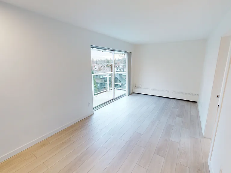 4640 W 10th Ave #302 — Photo 2