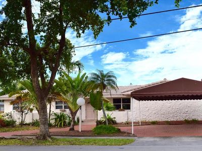 19630 NE 23rd Ave, Miami, FL, 33180