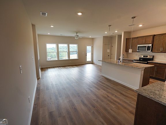 3rd image of 336 Mountain Blvd S #27