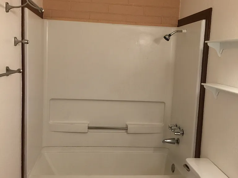 4803 E Willetta St #4 — Photo 8