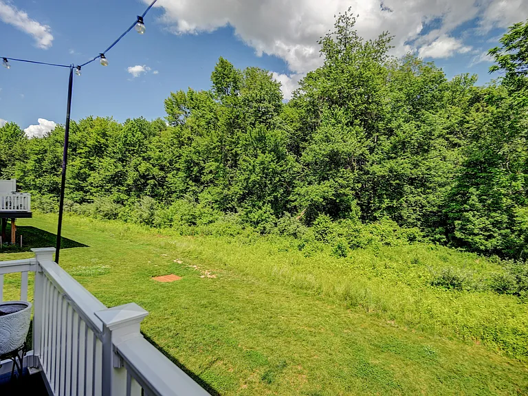 56 Pratt Ln — Photo 47