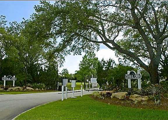 5th image of 1665 SW Sand Trap Cres