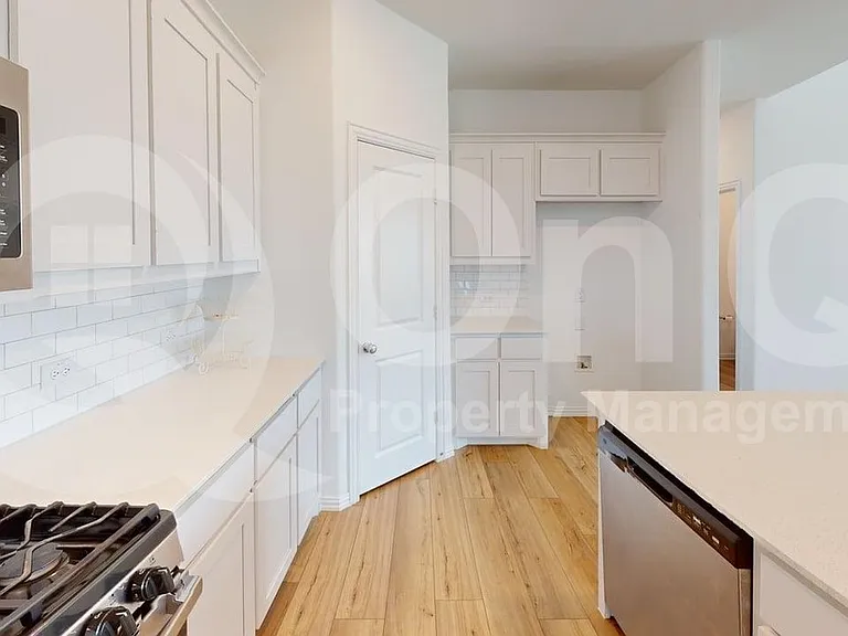 3750 Honey Daisy Dr — Photo 5