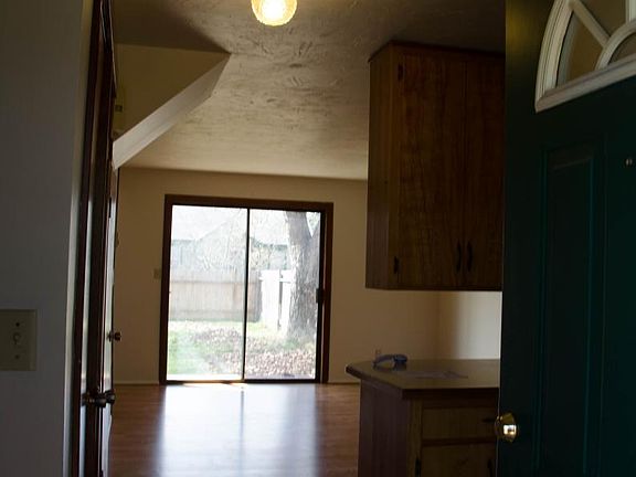 sliding glass door to patio