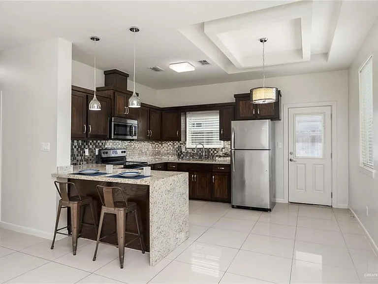 1709 W Garrison Dr #3 — Photo 3