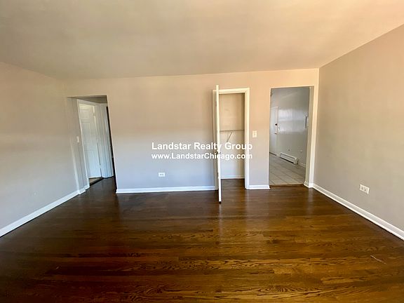 4th image of 1654 W Pratt Blvd APT 3N