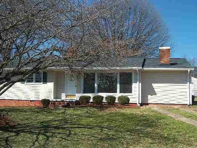 1st image of 562 Glenwood Dr