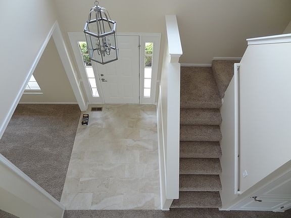 5th image of 11713 Glenn Cir