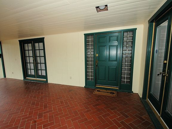 2nd image of 2505 Cameron Ave