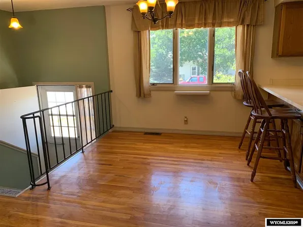 1241 S Forest Dr, Casper, WY 82609