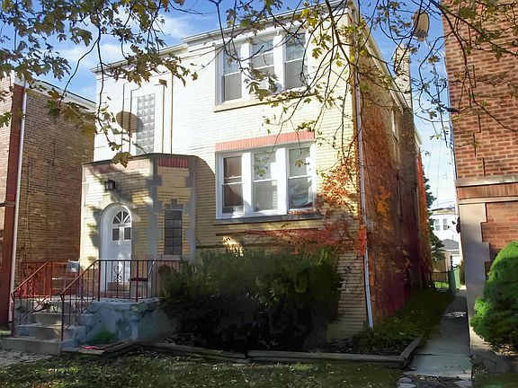 2nd image of 1810 Elmwood Ave