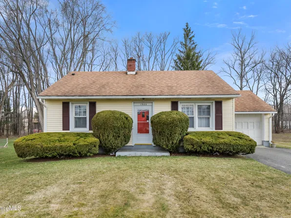 1965 East St, Pittsfield, MA 01201