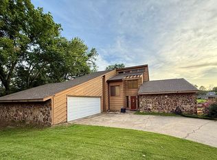 6010 Queens Pt, Vicksburg, MS 39180