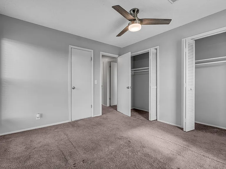 326 Nesbitt Ln — Photo 19