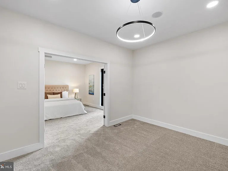 354 Winding Way — Photo 34