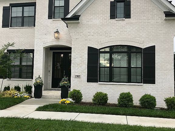 5th image of 1705 Noah Ln