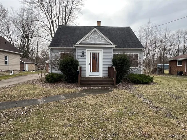 1404 Payne Ave, North Tonawanda, NY 14120