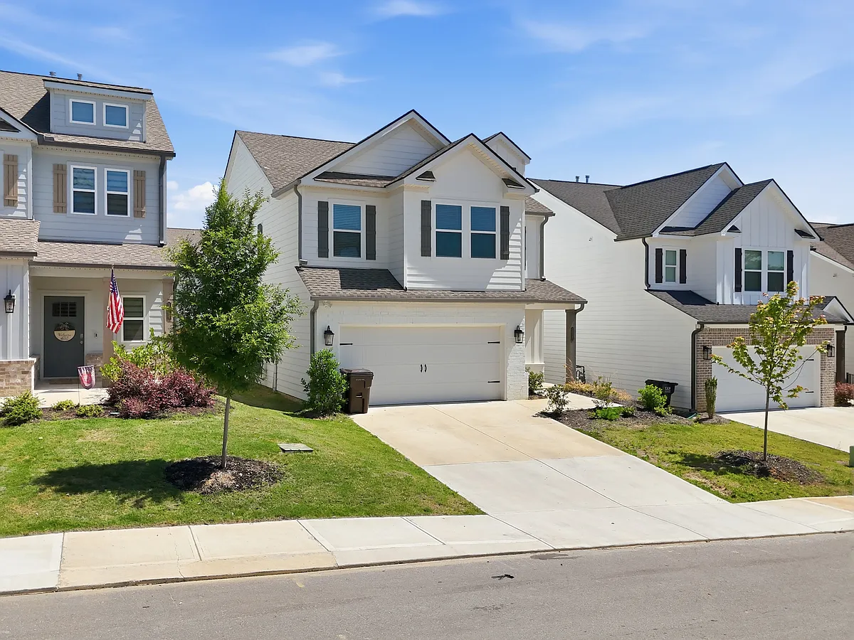 Building Photo - 1697 Firelight Way