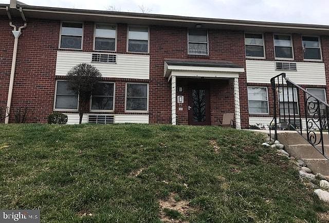 2nd image of 200 Prince Frederick St APT B4