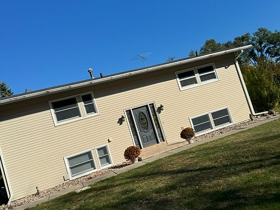 5th image of 524 Lakeview Dr