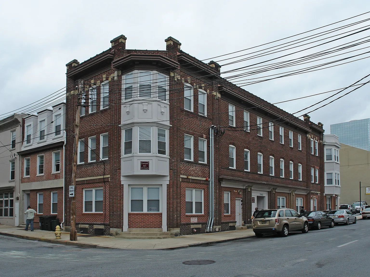 Courtyard Apartments — Photo 1