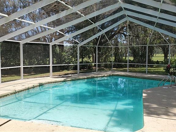 3rd image of 19300 NW 13th St