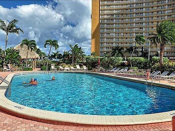 3rd image of 405 N Ocean Blvd APT 110
