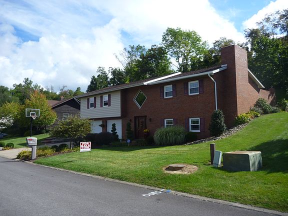 2nd image of 180 Greentree Dr