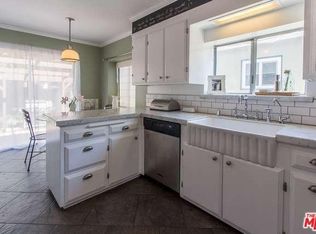4454 Tujunga Ave, North Hollywood, CA 91602