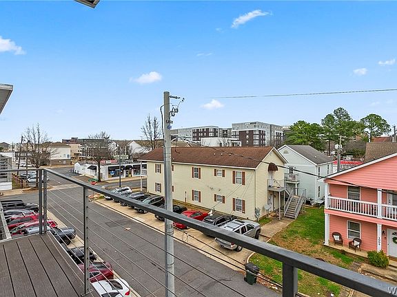 2nd image of 1008 Oak Ave